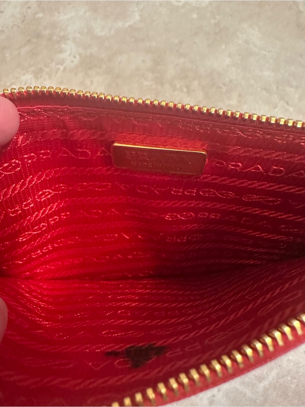 Prada Red Saffiano Zip Pouch with Gold Logo - Picture 4 of 5